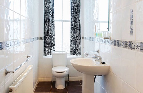 Scarborough Hotel | The Clifton Hotel