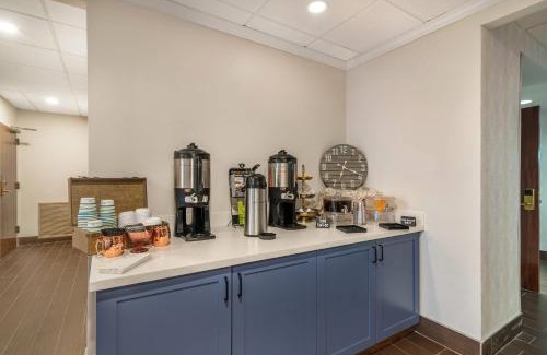 Cohoes Hotel | The Clocktower Hotel, an Ascend Collection Hotel