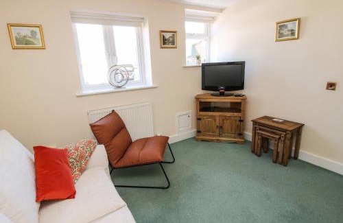 Burlton House | The Coach House At The Gables