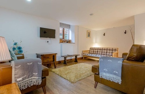 Froghall Cottage | The Coach House - 2 Bedroomed barn conversion