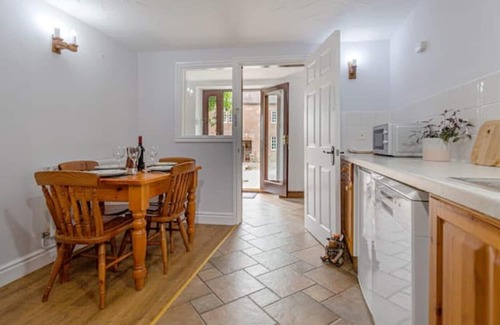 Froghall Cottage | The Coach House - 2 Bedroomed barn conversion