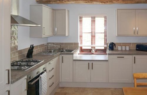 Shaldon House | The Cob Barn - Ukc1852