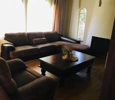 Lyttelton Manor House | The Cosy Den