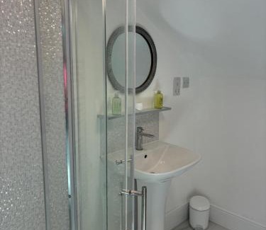 Grinshill House | The Cottage at Clive