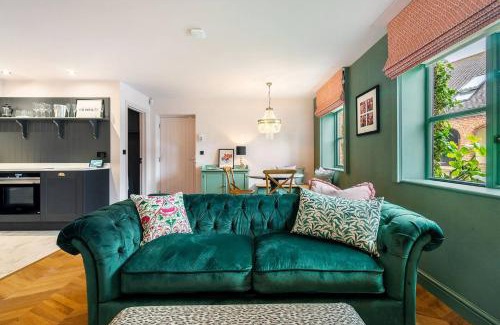 Kelmarsh House | The Cottage - Luxury Romantic Retreat in Idyllic Rural Location