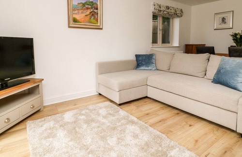 Ripley Cottage | THE COTTAGE, WORMALD GREEN, romantic, with a garden in Burton Leonard