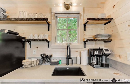 Gatlinburg Cabin | The Cottonwood Summar