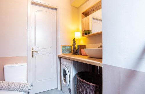 Kifisia Apartment | The Country ArtHS Retreat