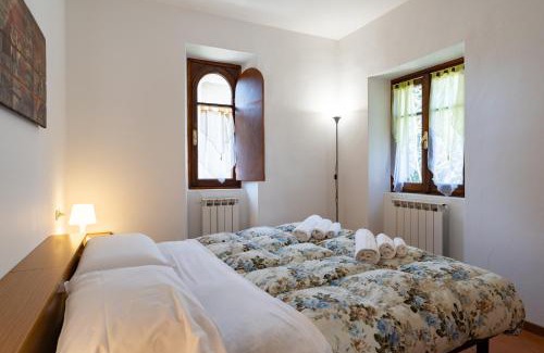 Barzio Apartment | The Court of the moon