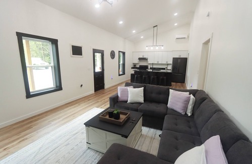 Springville Cabin | The Cozy Campfire Cabin – Your Peaceful Tennessee Escape