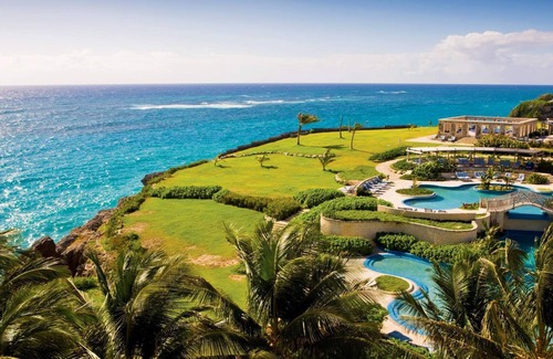 Diamond Valley Apartment | The Crane Resort 2BR+3Bth. Ocean View. Priv 28' pool Kitchen & Living Sleeps 6.