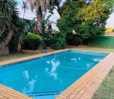 Greater Johannesburg Metropolitan Area Bed & Breakfast | The Crest BnB