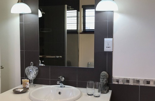 Bethlehem House | The Crown Guesthouse