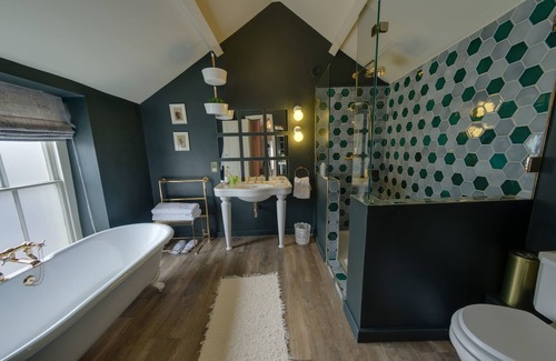 Woodstock Hotel | The Crown Inn