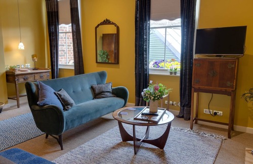Woodstock Hotel | The Crown Inn
