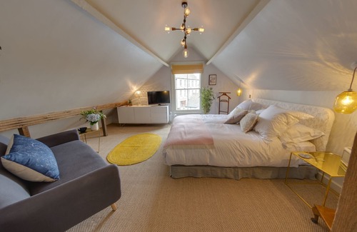 Woodstock Hotel | The Crown Inn