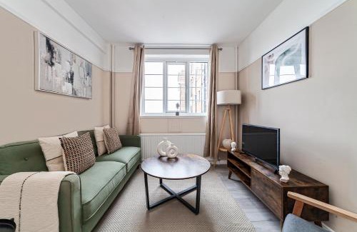 Anerley Apartment | The Crystal Palace Collection