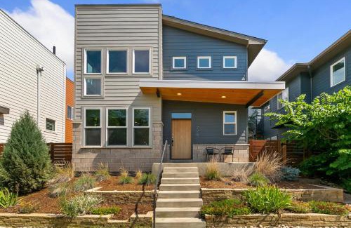 Old Town North House | The Cycle Haus Rooftop Deck with Hot Tub and Views