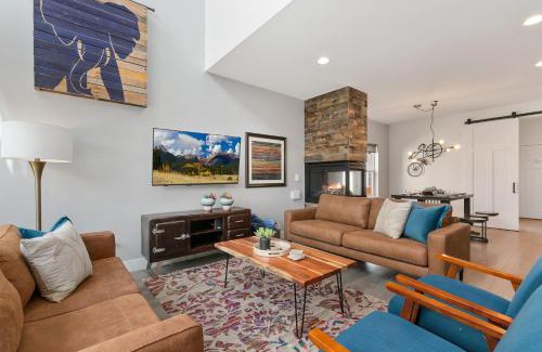 Old Town North House | The Cycle Haus Rooftop Deck with Hot Tub and Views