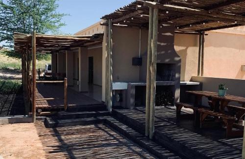 Khai-Ma House | The Damm House, Crystal View Vineyards