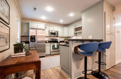 Oxford Condo | The Daniel, 2BR Condo by Velvet Ditch Villas