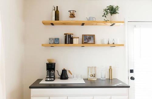 Georgetown House | "The Dawning House" - Peaceful Modern Stay w/Yard