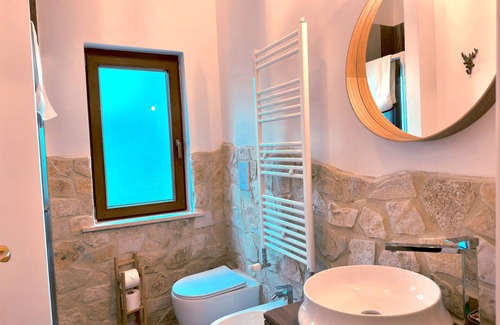 Pontone Bed & Breakfast | The Deer Cabin