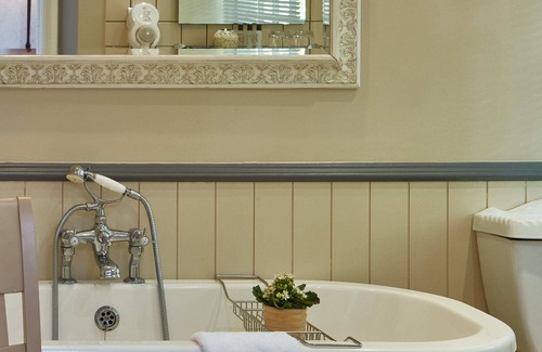 Stellenbosch Hotel | The Devon Valley Hotel