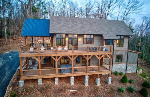 Elk Park House | The Dire Wolf at Eagles Nest