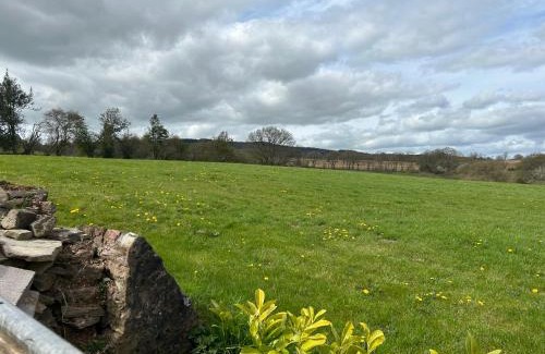Angelbank House | The Dizzy Duck Stable Barn