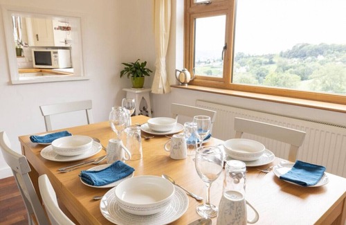 Randwick House | The Dormers | 5BD with Amazing Views & Space to Work