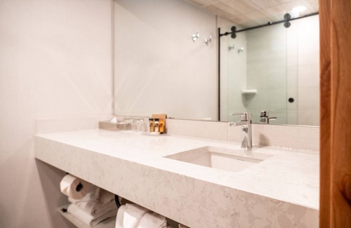 Banff Hotel | The Dorothy Motel