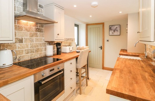 Llanrhaedr Cottage | THE DOVECOTE, pet friendly, character holiday cottage in Llanrhaeadr