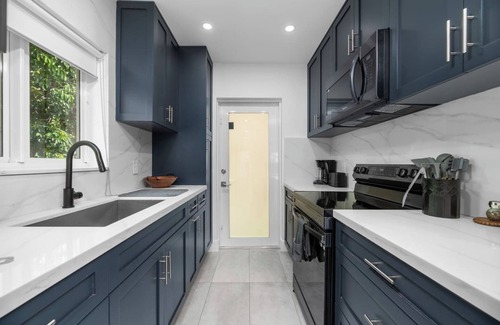 Croissant Park Apartment | The Downtown Retreat #1