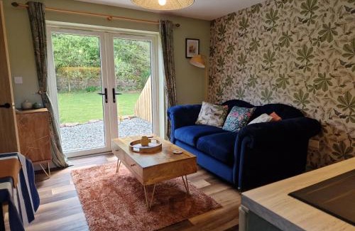 Rowrah Apartment | The Drey by Blake view holidays, a peaceful boutique retreat, 3 miles from Ennerdale- small twin or king bed available