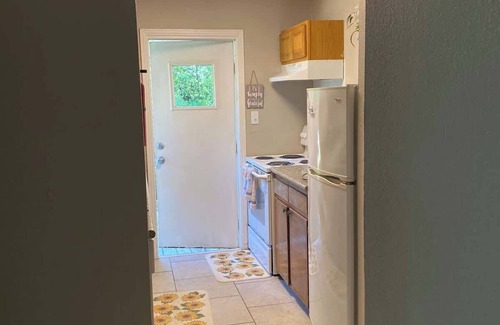 Pascagoula Apartment | The Driftwood Condo: Relax by the Gulf