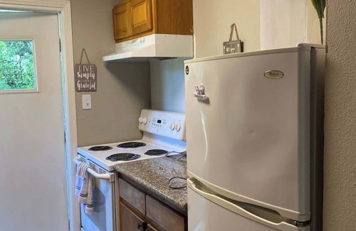 Pascagoula Apartment | The Driftwood Condo: Relax by the Gulf