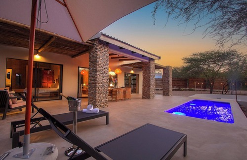 Marloth Park Villa | The Duchess. Luxury Safari Villa - Kruger National Park