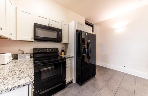 Downtown St. Louis Apartment | THE DUGOUT - The Team House