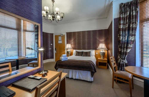 Dyce Hotel | The Dunavon Hotel