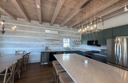 Ocean Bay Park House | The Dunes -Oceanfront Renovated Home with Direct Beach Access in OBP. Sleeps 16!