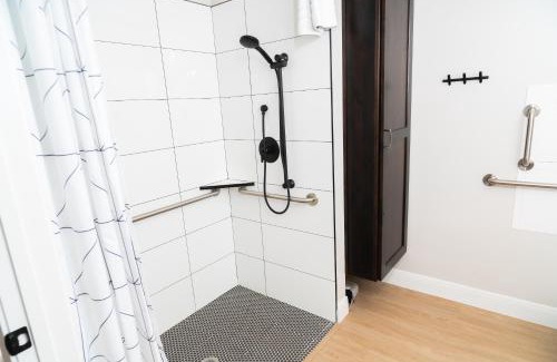 La Verkin Hotel | The Dwellings