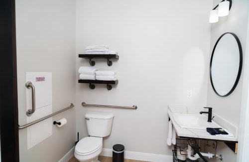 La Verkin Hotel | The Dwellings