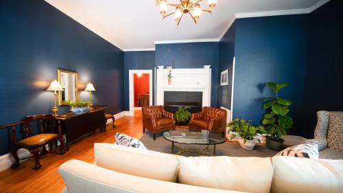 Edenton Bed & Breakfast | The Edenton Collection-Captain's Quarters Inn