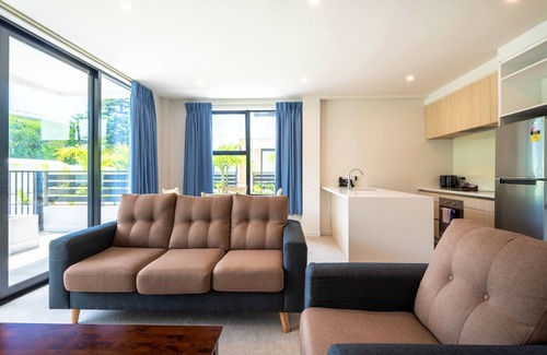 Epsom Apartment | The Edgerley Suites
