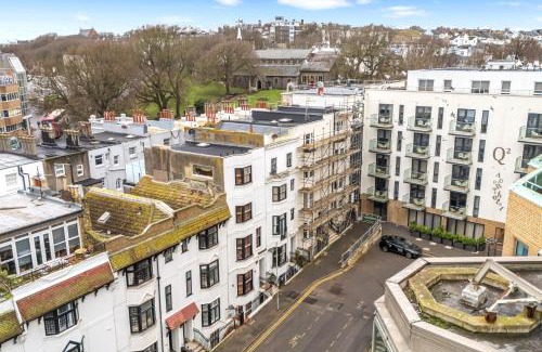 Brighton City Centre Apartment | The Elements Brighton Air Suite