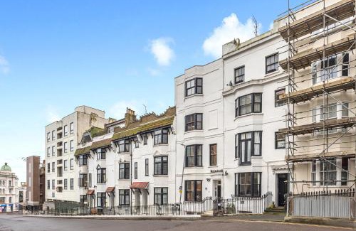 Brighton City Centre Apartment | The Elements Brighton Air Suite