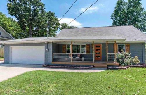 Downtown House | The Elton