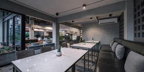 Bang Lamphu Lang Hotel | The Ex Capital Hotel Bangkok by Dancenter