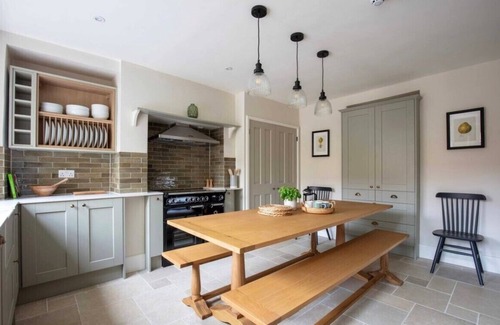 Castle Ashby House | The Falcon Cottages